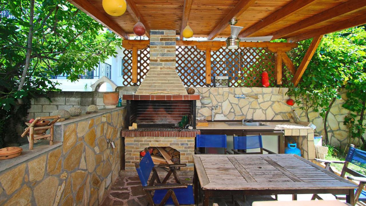 Starfish Villa Nea Iraklitsa Exterior foto